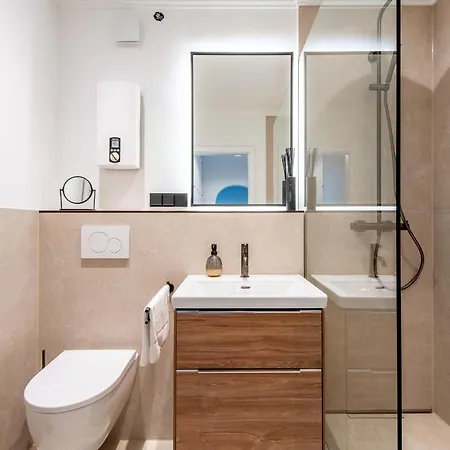 Haus Deckerstrasse Whg 18 *